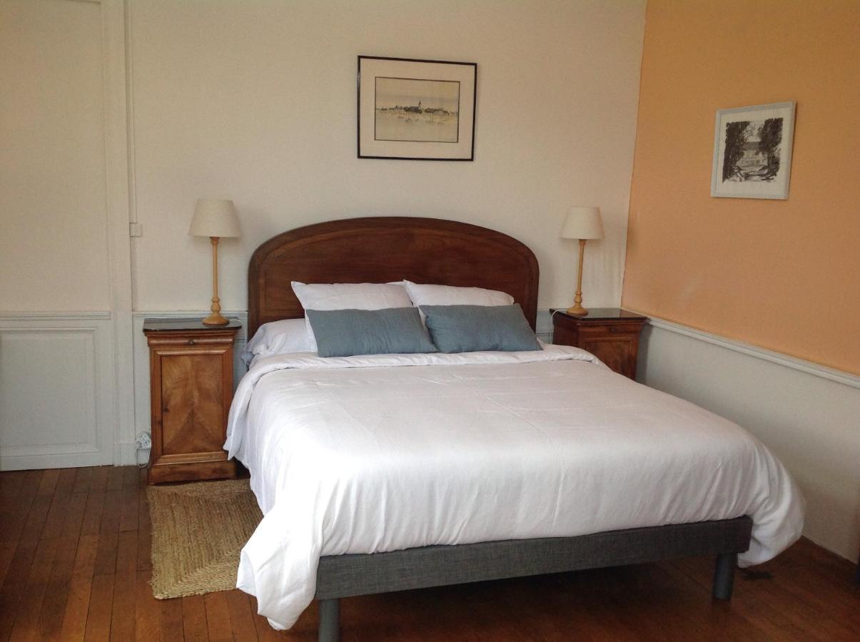 Le Plessis Bed & Breakfast Orvault Exterior foto